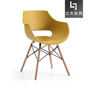 ����ǢՄ�����e����CH-VC13