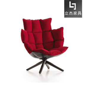 ���������α��W�F�����s���e�Ӵ���Husk-Chair