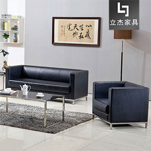 �F���̄��k������ɳ�lS-882